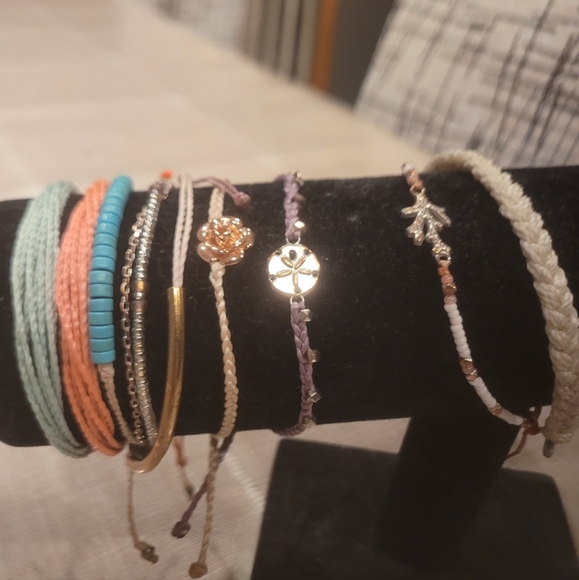 9 puravida bracelets - Picture 2 of 2